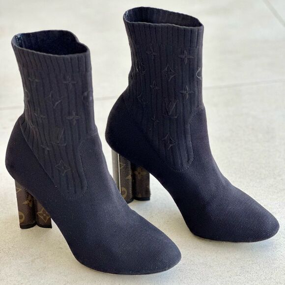LOUIS VUITTON Monogram Stretch Fabric Silhouette Ankle Boots Black EU 40 US 10 - Picture 5 of 13